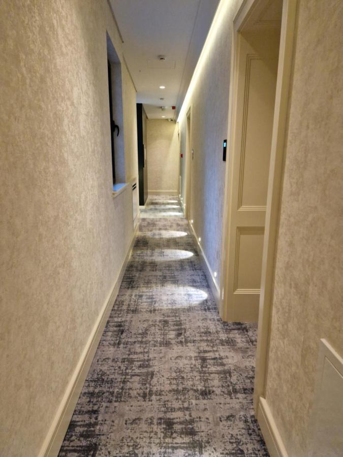 H41 Luxury Suites Белград Экстерьер фото